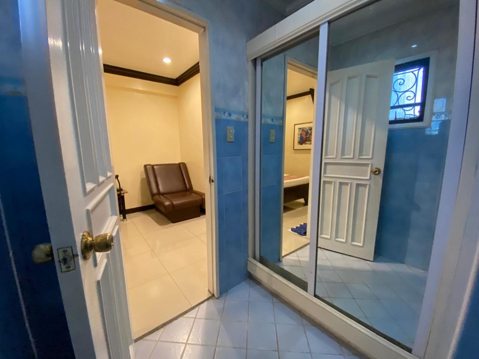 Stone House Quezon City San Juan  Dış mekan fotoğraf